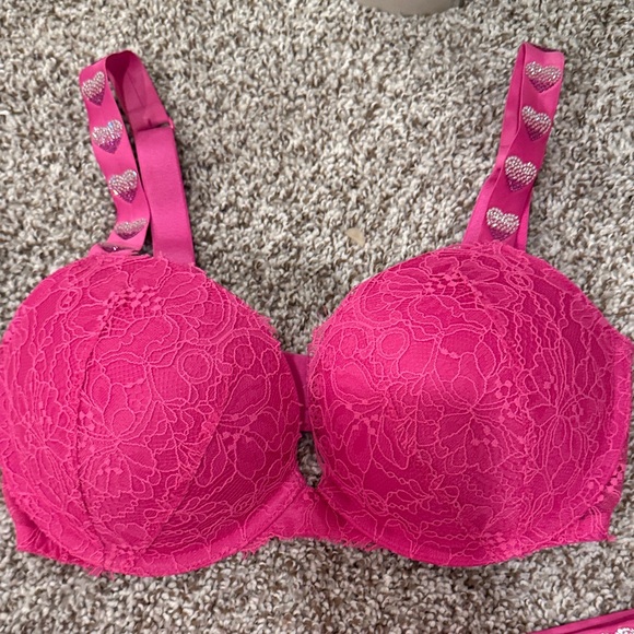 Victoria's Secret Other - Victoria secret pink heart rhinestone setnew!! Bra is 32dd and panty is small